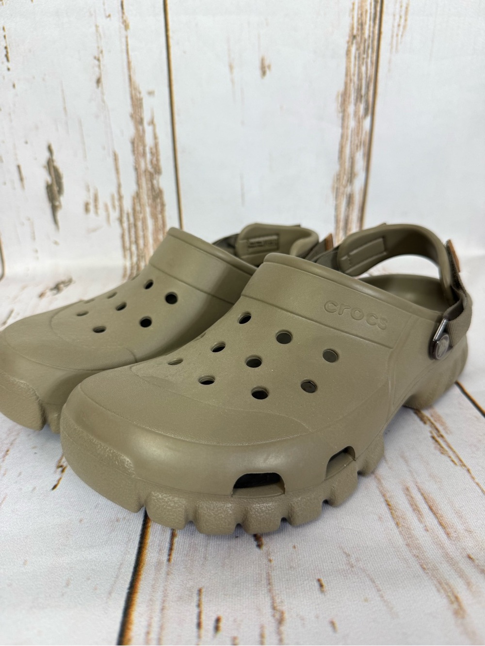 Crocs Offroad Sports Clogs, Khaki Color. Rugged lug Outsole. Size M8/W10